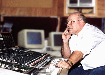 console.gif (60472 bytes)